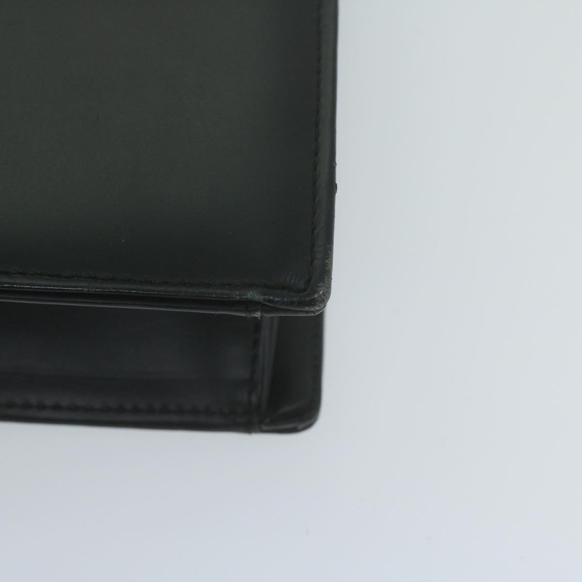 Givenchy Black Leather Handbag (Pre-Owned)