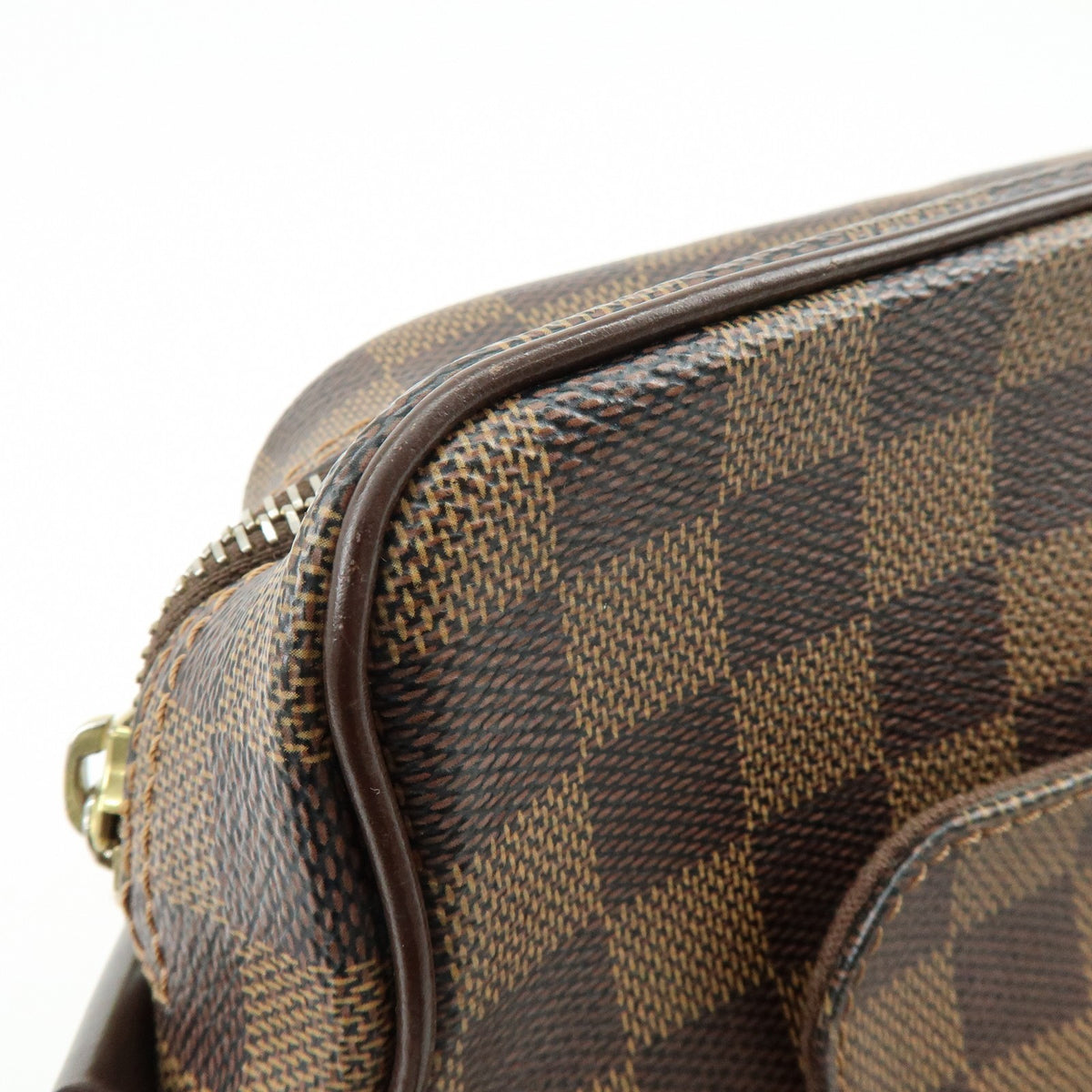 Louis Vuitton Olav Damier Brown Canvas Handbag (Pre-Owned)