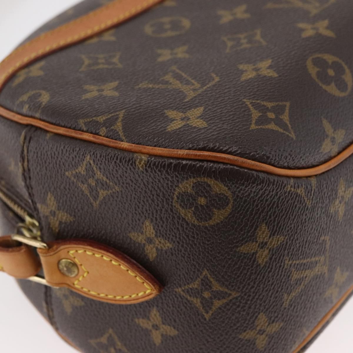 Louis Vuitton Blois Monogram Canvas Brown Canvas Handbag (Pre-Owned)
