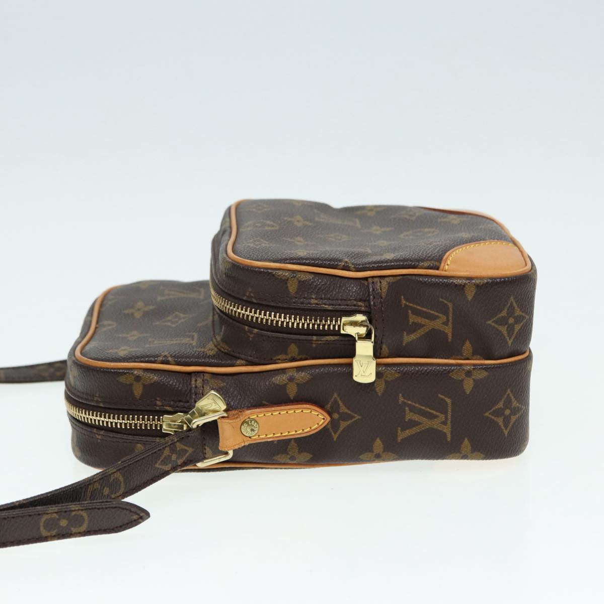 Louis Vuitton Amazon Brown Canvas Shoulder Bag (Pre-Owned)