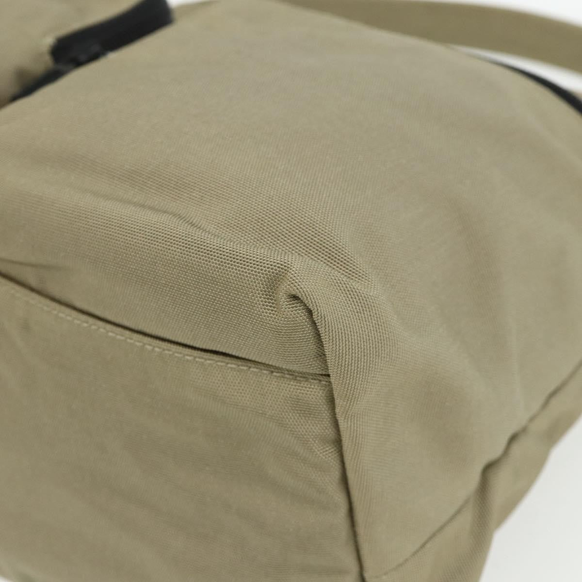 Gucci Double Pocket Hobo Nylon Beige Nylon Shoulder Bag Bag (Pre-Owned)