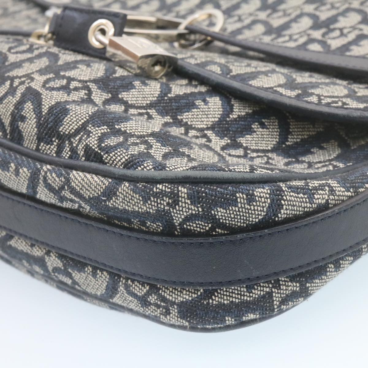 Christian Dior Vintage Cd Flap Messenger Bag Diorissimo Canvas Navy Canvas Shoulder Bag Bag (Pre-Owned)