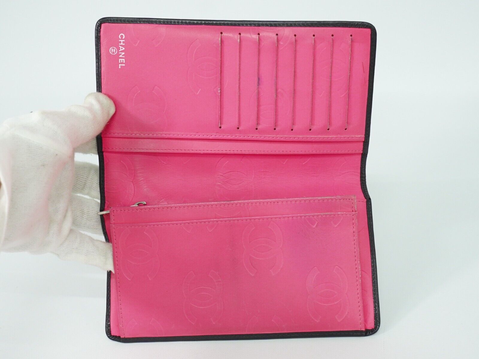 Chanel Black Leather Wallet  (Pre-Owned)