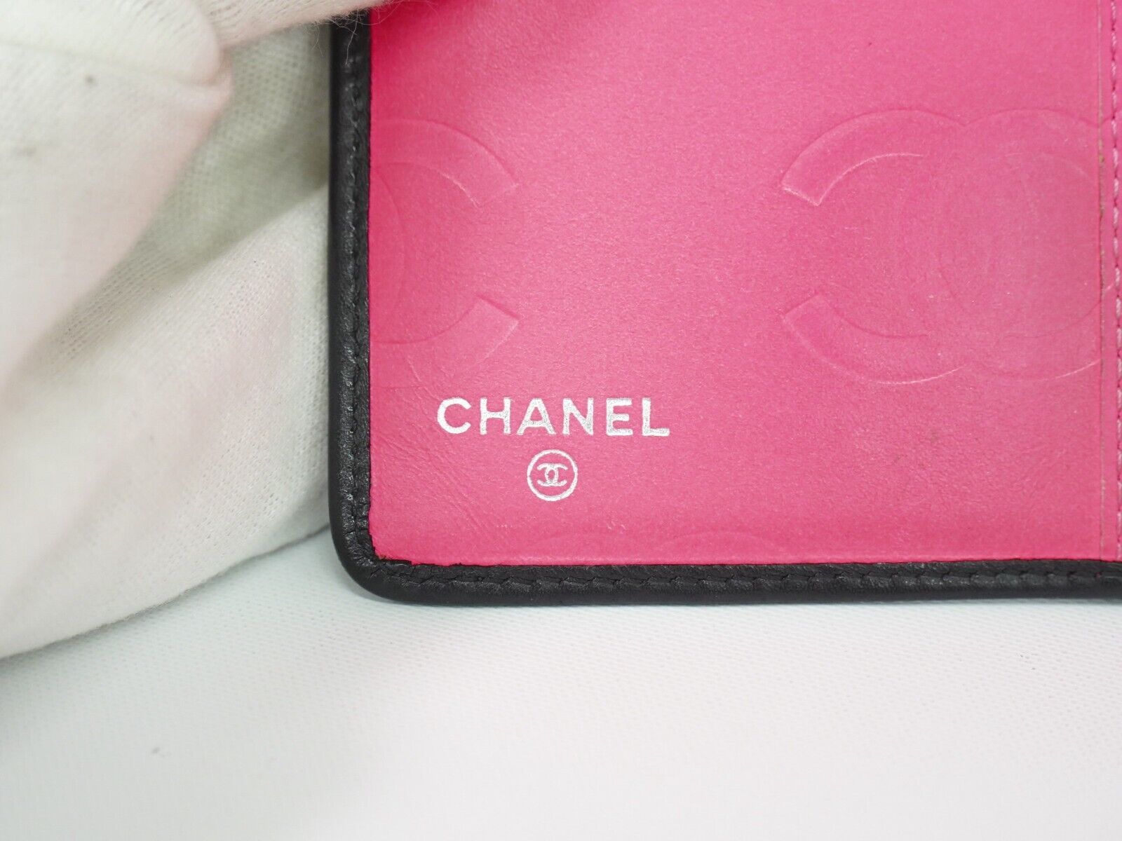 Chanel Black Leather Wallet  (Pre-Owned)