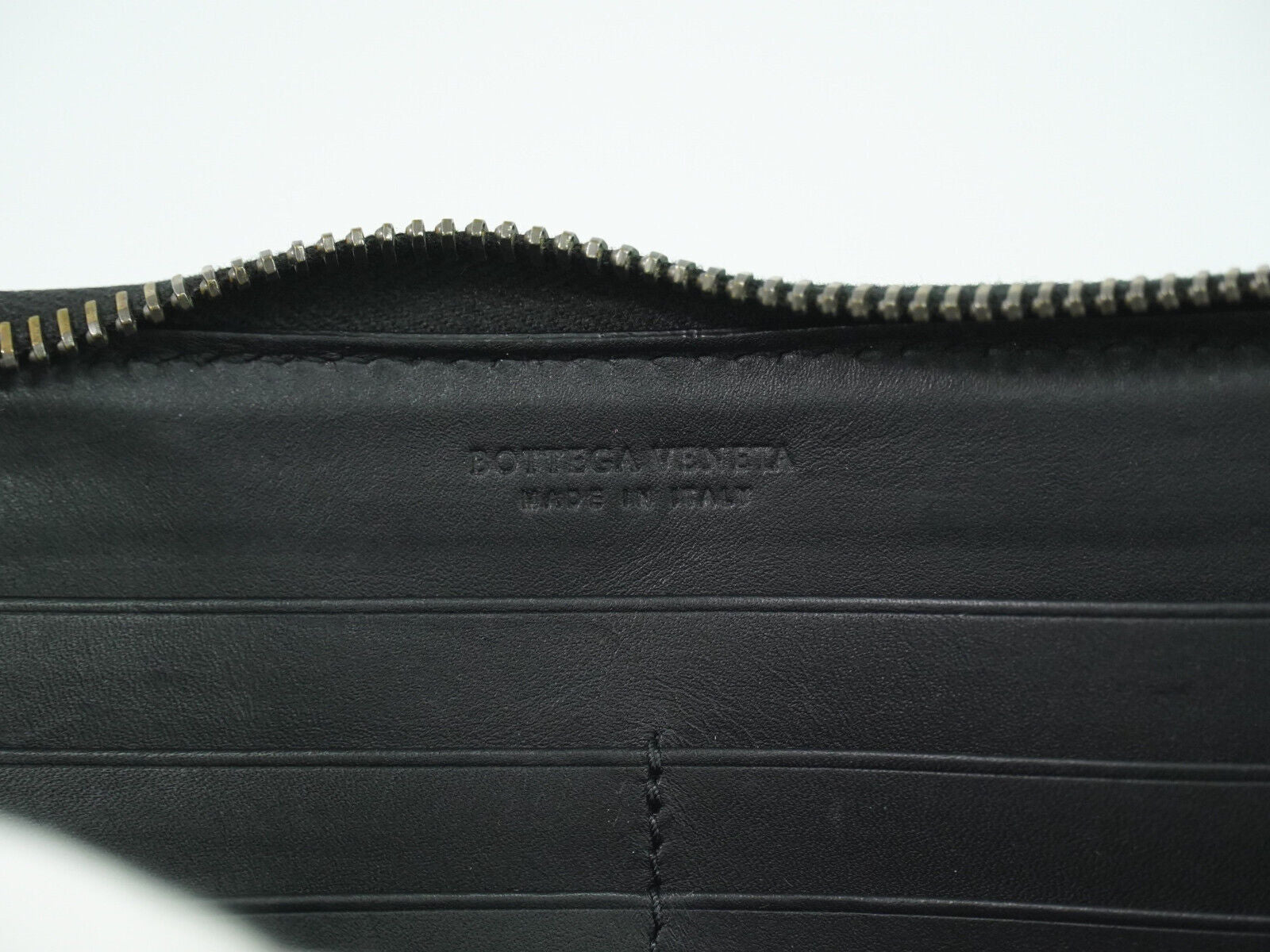 Bottega Veneta Black Leather Wallet  (Pre-Owned)