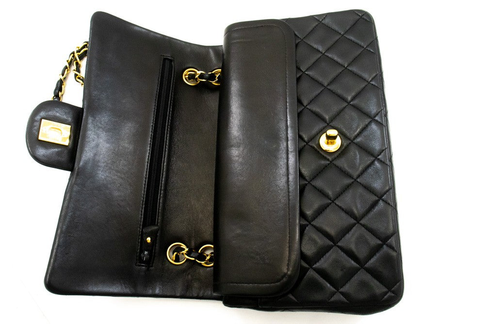 Chanel Classic Flap Lambskin Black Leather Crossbody Bag Bag (Pre-Owned)