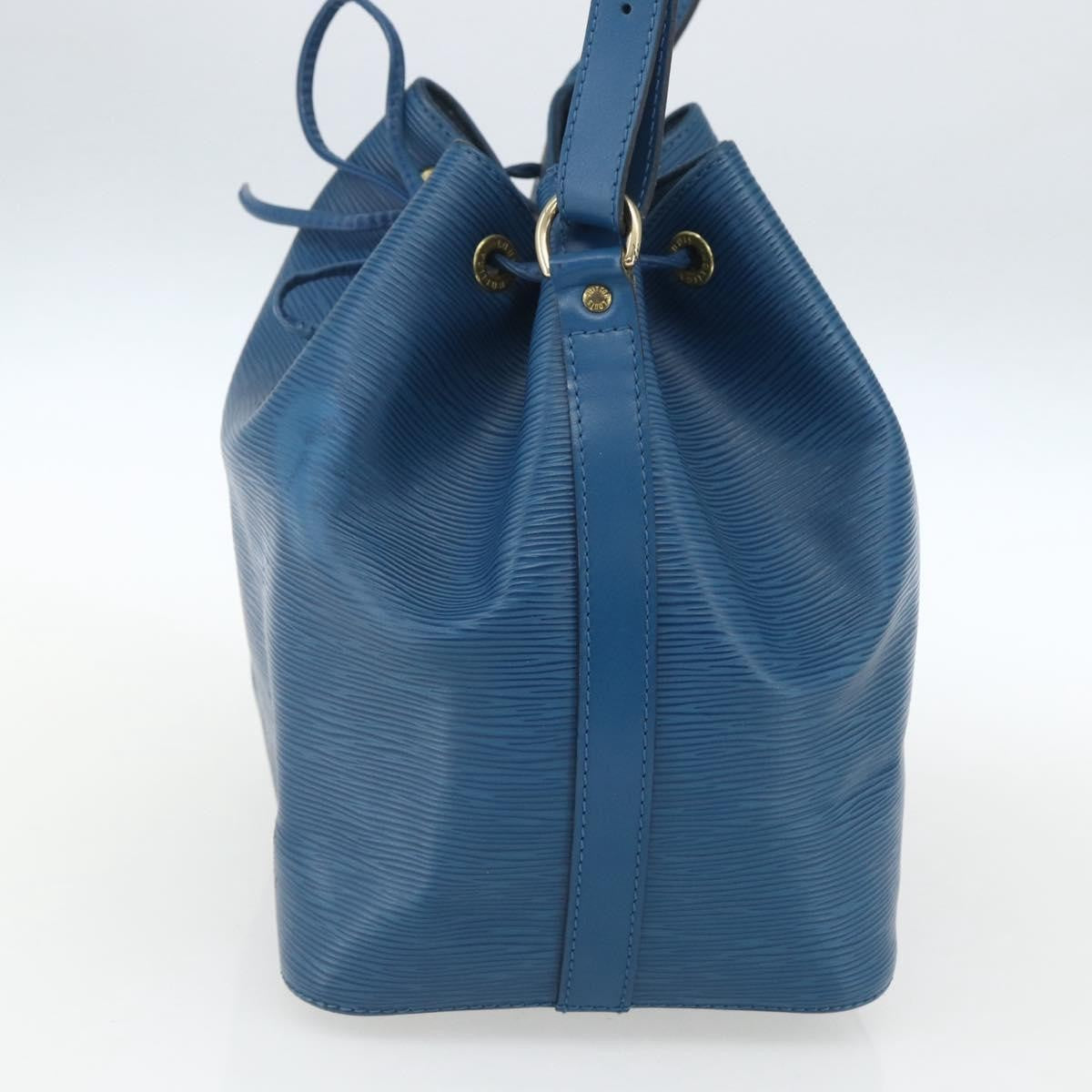 Louis Vuitton Petit Noe Epi Leather Blue Leather Shoulder Bag Bag (Pre-Owned)