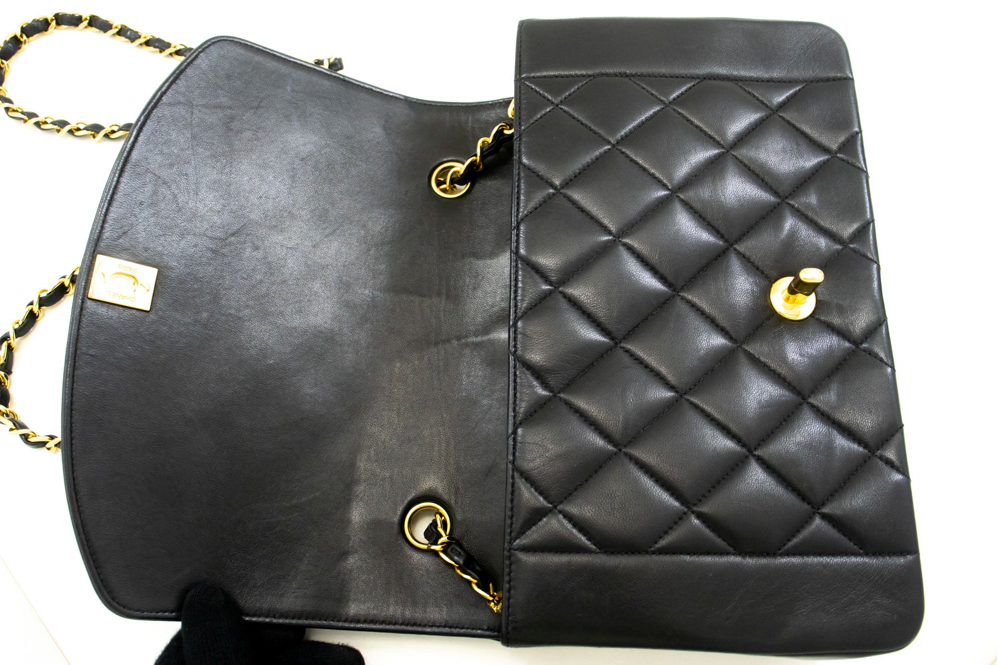 Chanel Diana Black Leather Shoulder Bag (Pre-Owned)