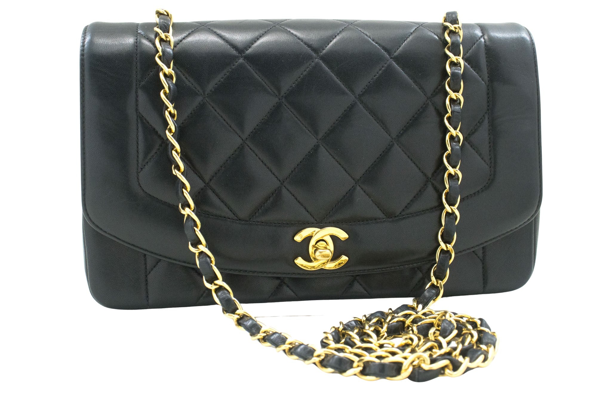 Chanel Diana Black Leather Shoulder Bag (Pre-Owned)
