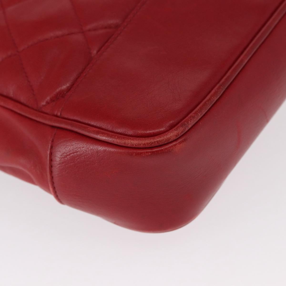 Chanel Vintage Slit Pocket Quilted Lambskin Red Leather Shoulder Bag Bag (Pre-Owned)