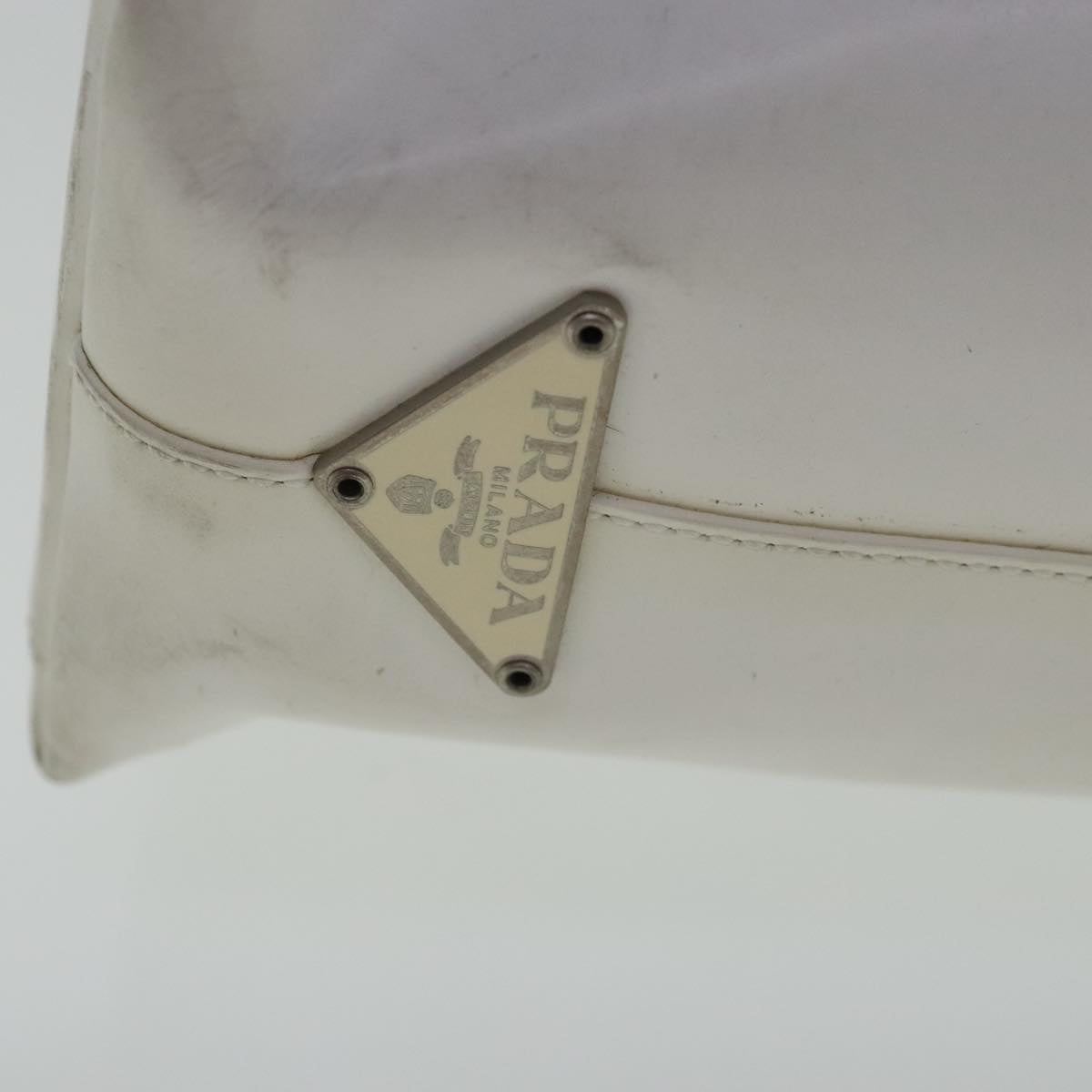 Prada White Synthetic Handbag (Pre-Owned)