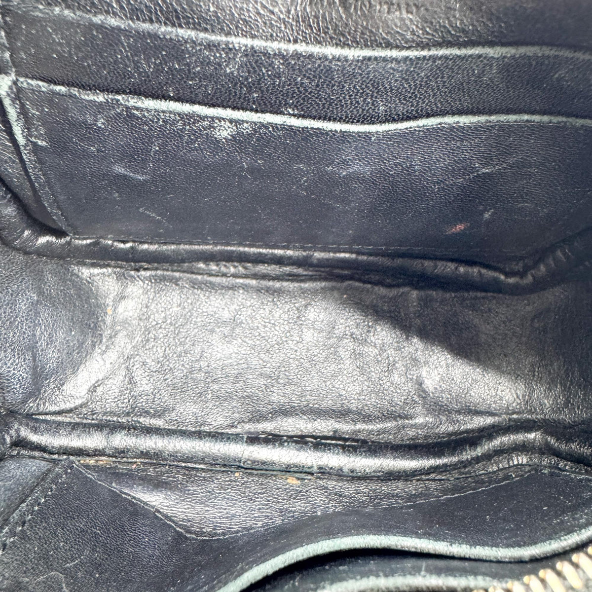 Saint Laurent Classic Monogram Blogger Leather Black Leather Crossbody Bag Bag (Pre-Owned)