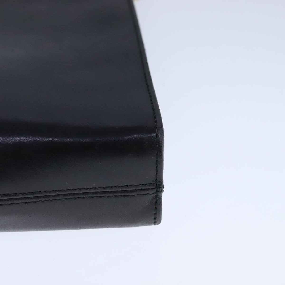 Salvatore Ferragamo Gancini Black Leather Shoulder Bag (Pre-Owned)