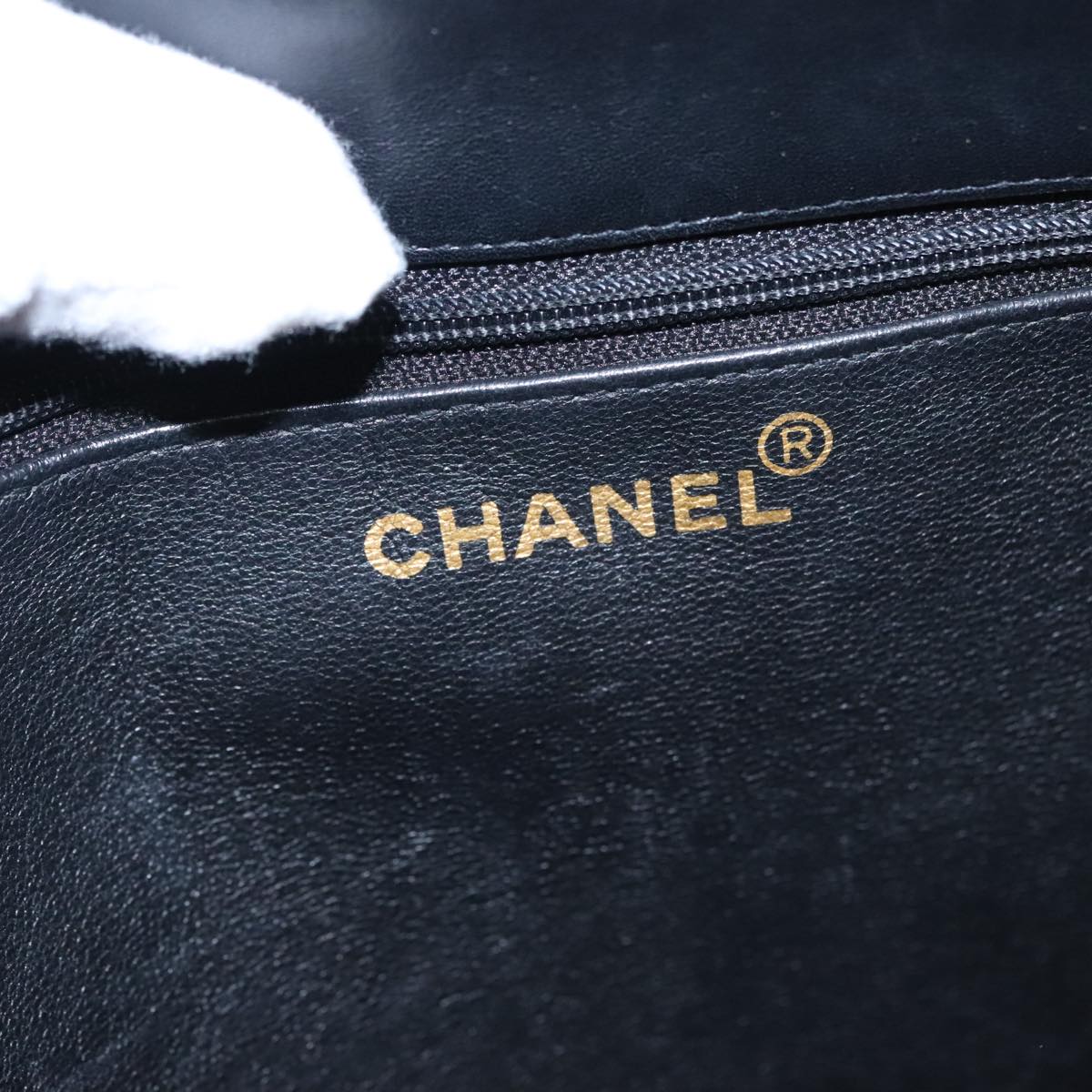 Chanel Cc Black Leather Tote Bag (Pre-Owned)