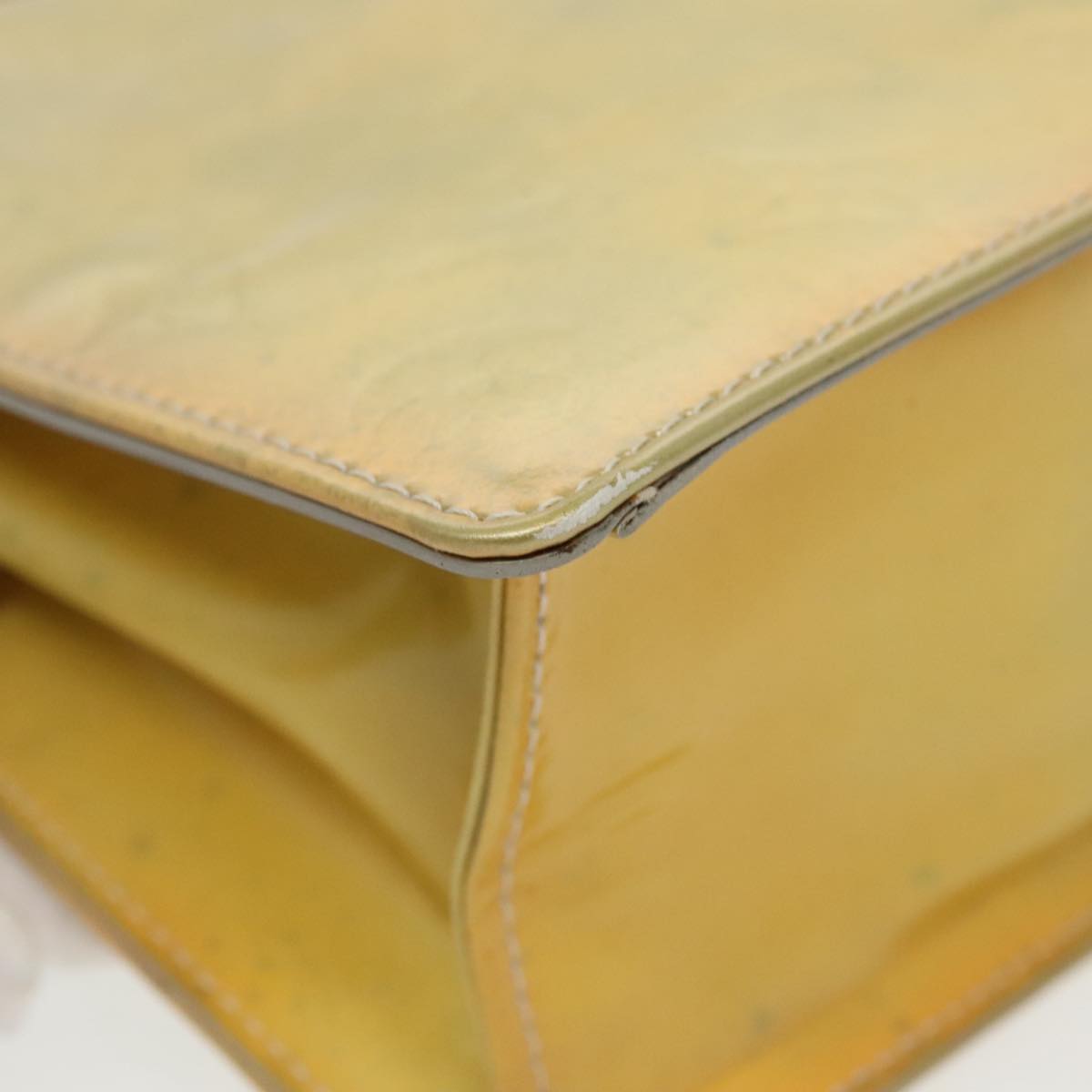 Louis Vuitton Spring Street Yellow Patent Leather Handbag (Pre-Owned)