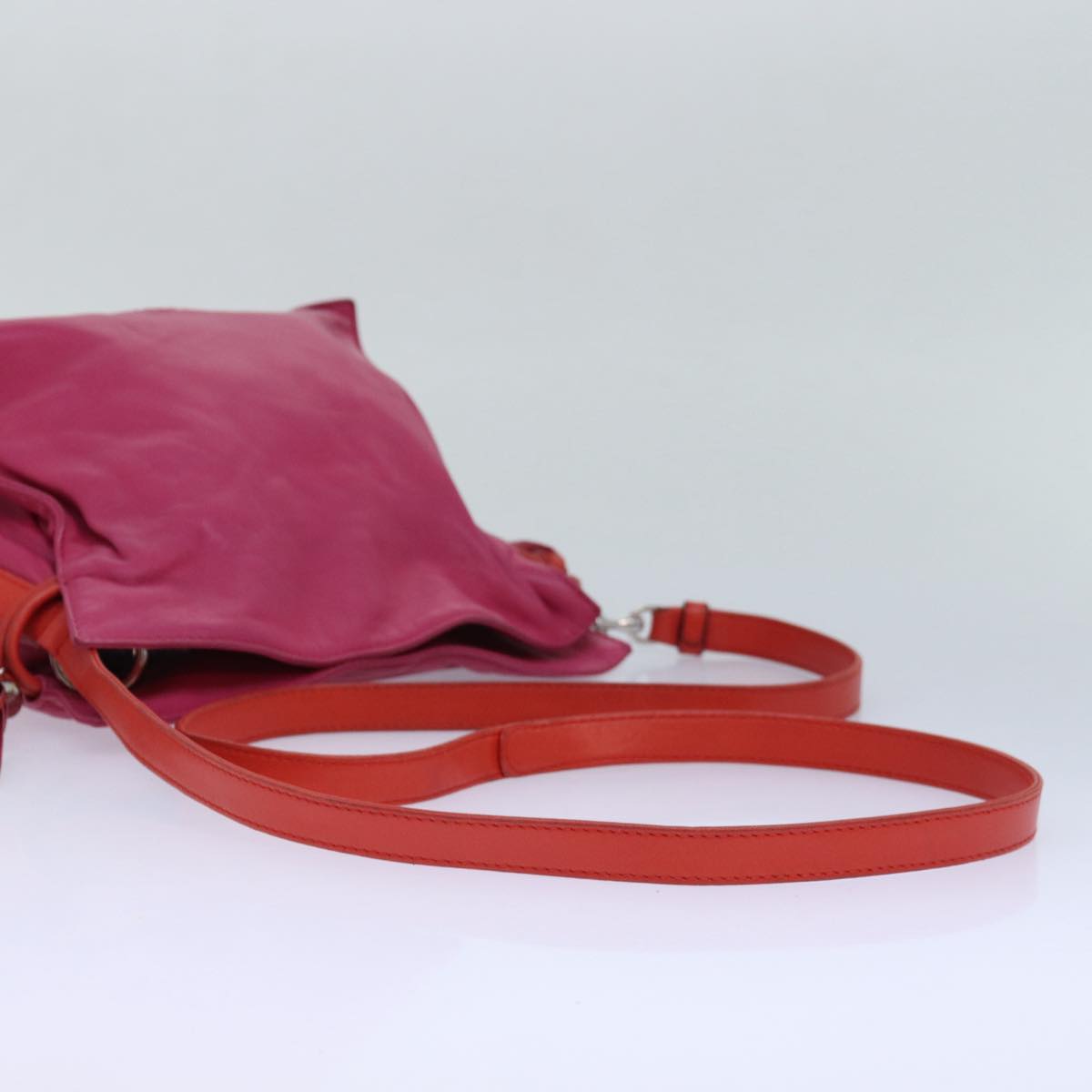 Loewe Flamenco Pink Leather Shoulder Bag (Pre-Owned)