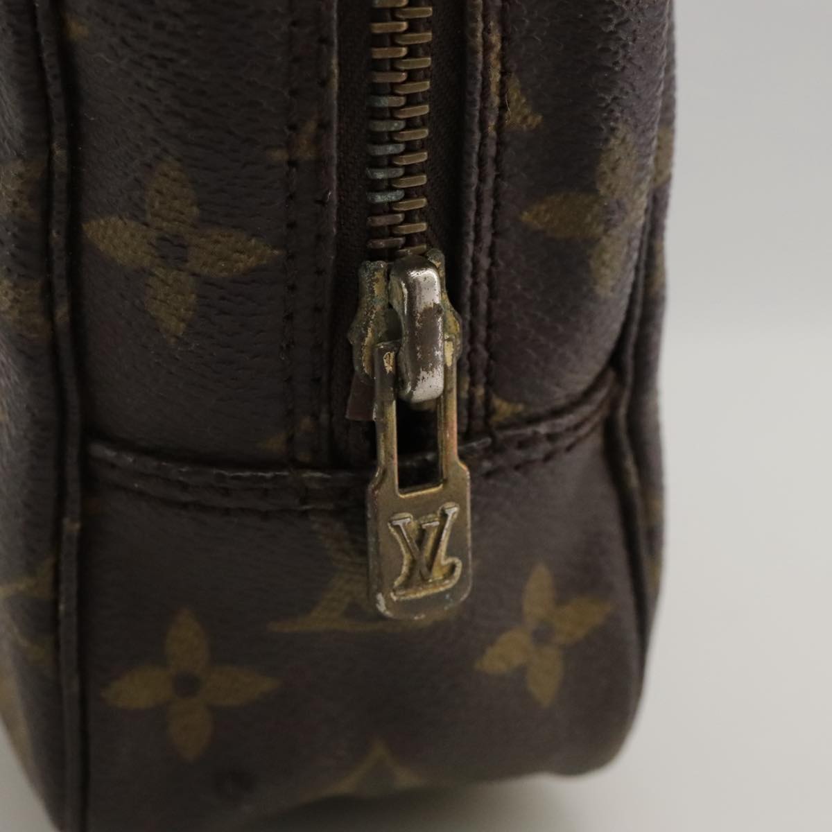 Louis Vuitton Trousse De Toilette Brown Canvas Clutch Bag (Pre-Owned)