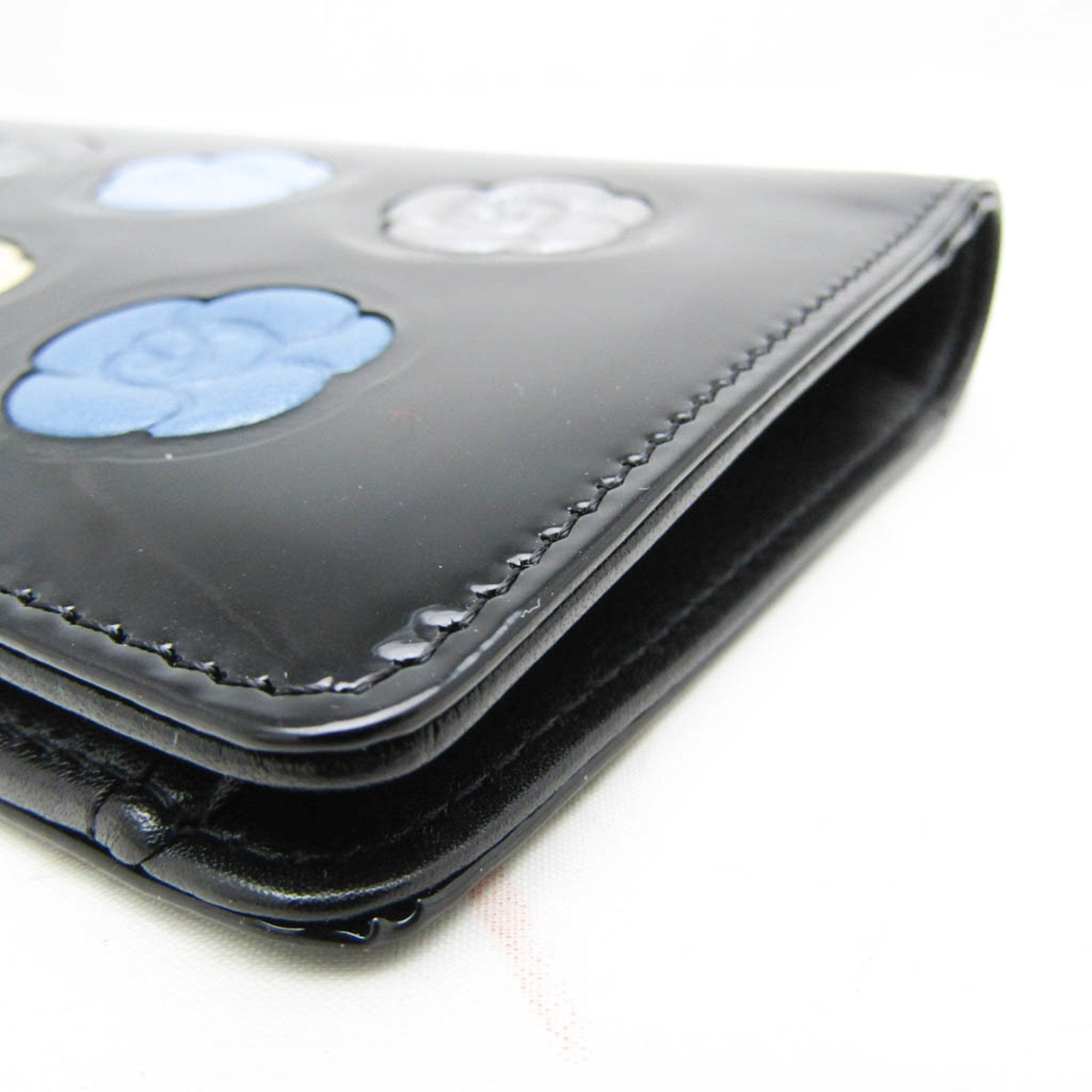 Chanel Camellia Black Patent Leather Wallet  (Pre-Owned)