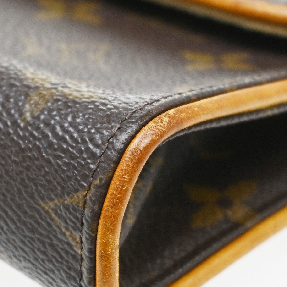 Louis Vuitton Florentine Waist Monogram Canvas Brown Canvas Clutche & Pouche Bag (Pre-Owned)