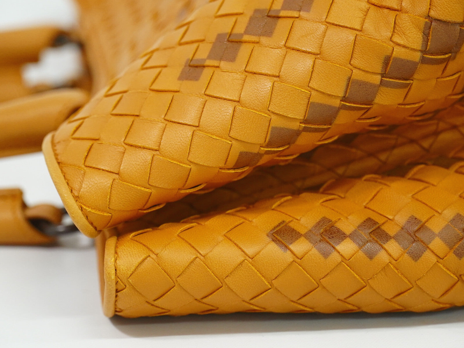 Bottega Veneta Intrecciato Orange Leather Tote Bag (Pre-Owned)