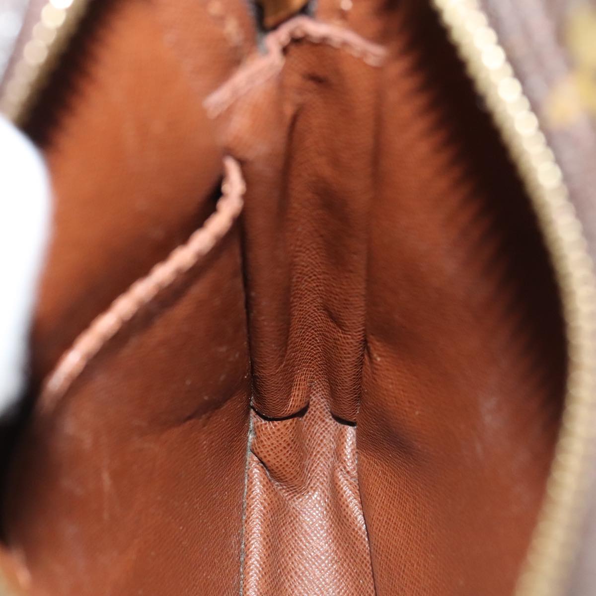 Louis Vuitton Danube Brown Canvas Shoulder Bag (Pre-Owned)