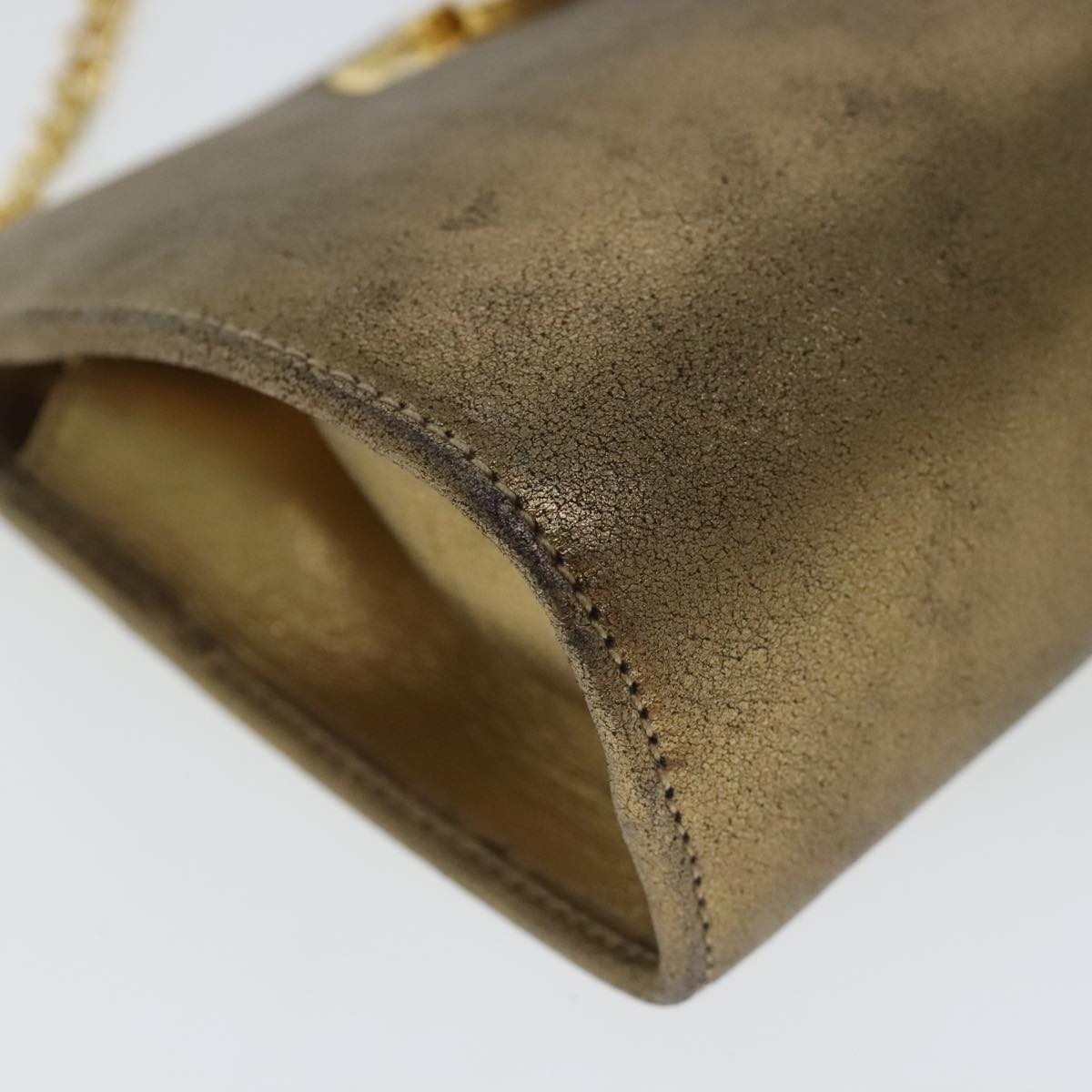 Salvatore Ferragamo Gancini Gold Leather Shoulder Bag (Pre-Owned)