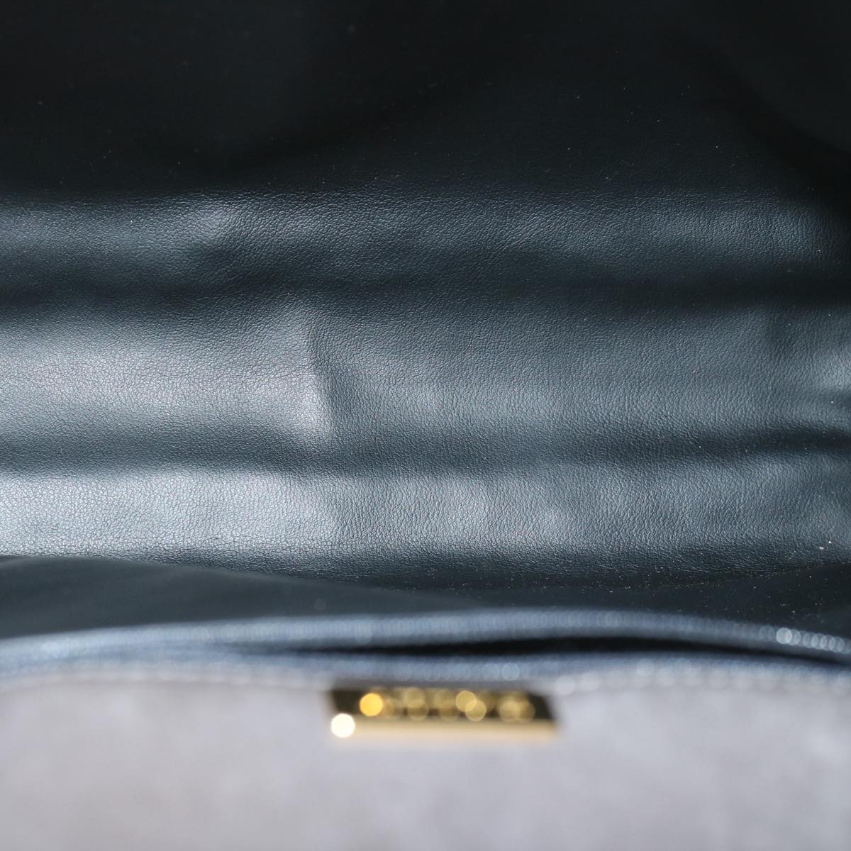 Bally Black Leather Shoulder Bag (Pre-Owned)