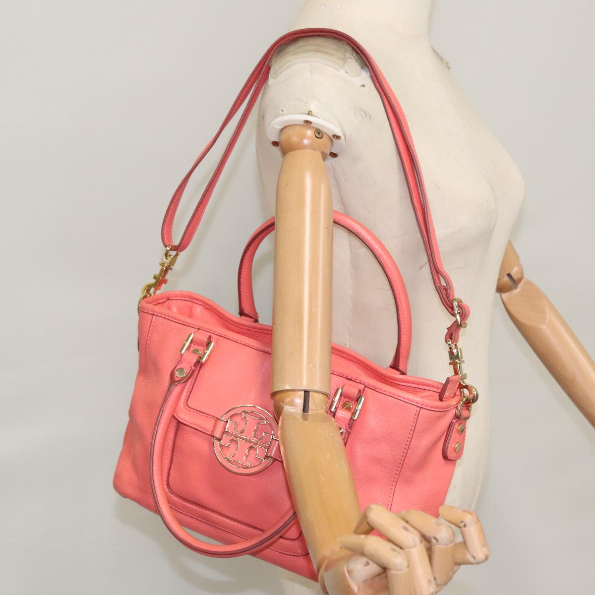 Tory Burch Pink Leather Handbag (Pre-Owned)