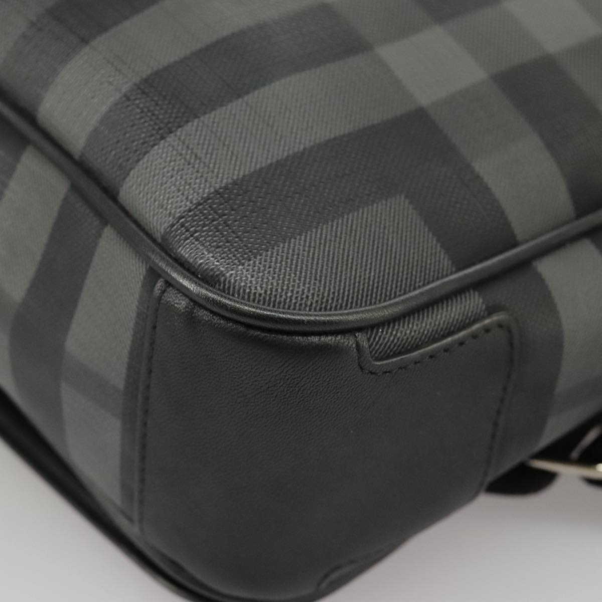Burberry Nova Check Grey Canvas Shoulder Bag (Pre-Owned)