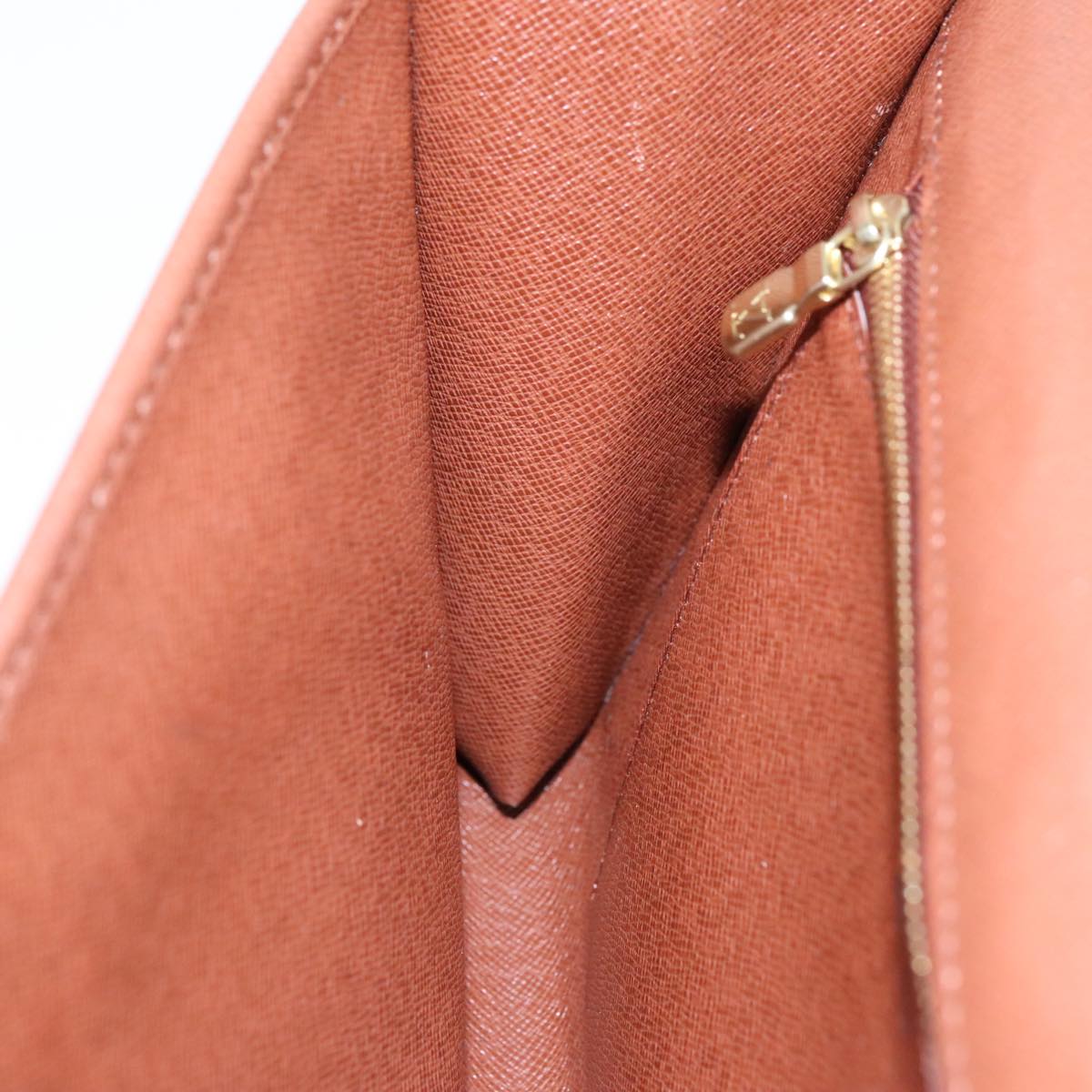 Louis Vuitton Bordeaux Brown Canvas Shoulder Bag (Pre-Owned)