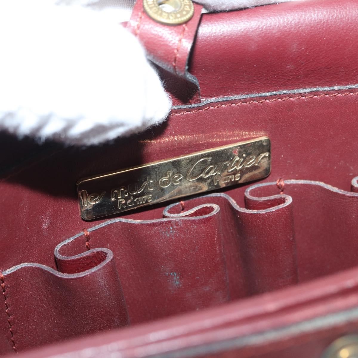 Cartier Must De Cartier Leather Burgundy Leather Shoulder Bag Bag (Pre-Owned)