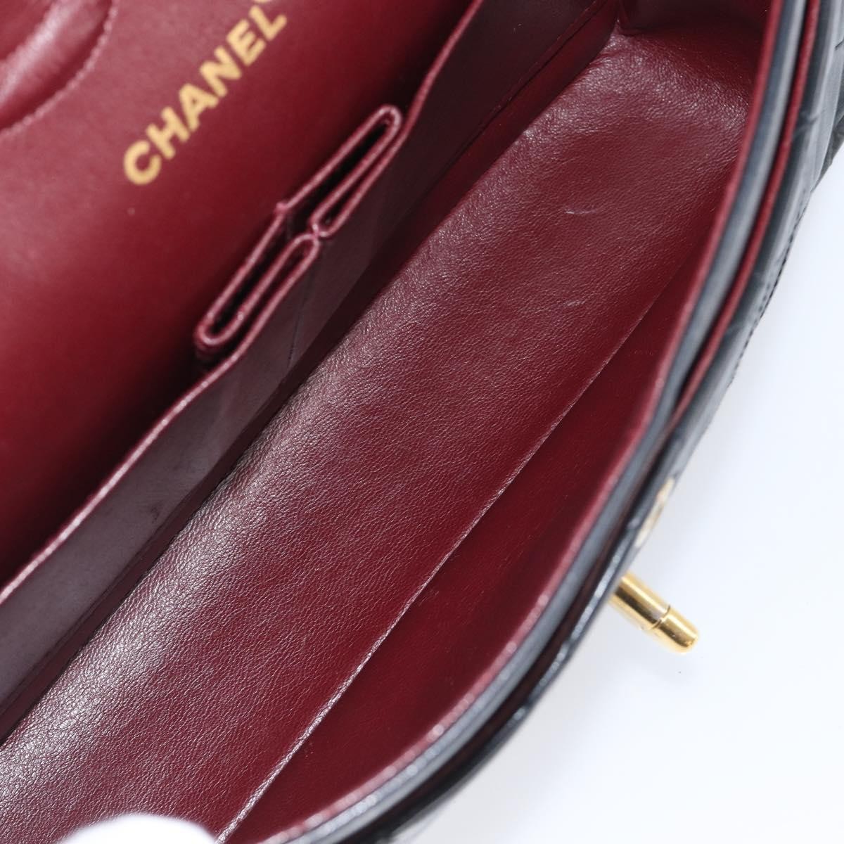 Chanel Timeless - Classic Double Flap Leather Black Leather Handbag (Pre-Owned)
