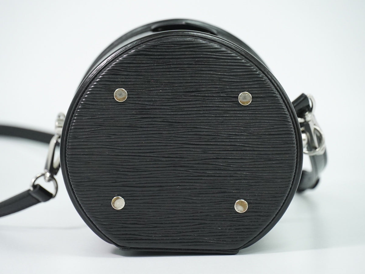 Louis Vuitton Cannes Epi Black Leather Handbag (Pre-Owned)