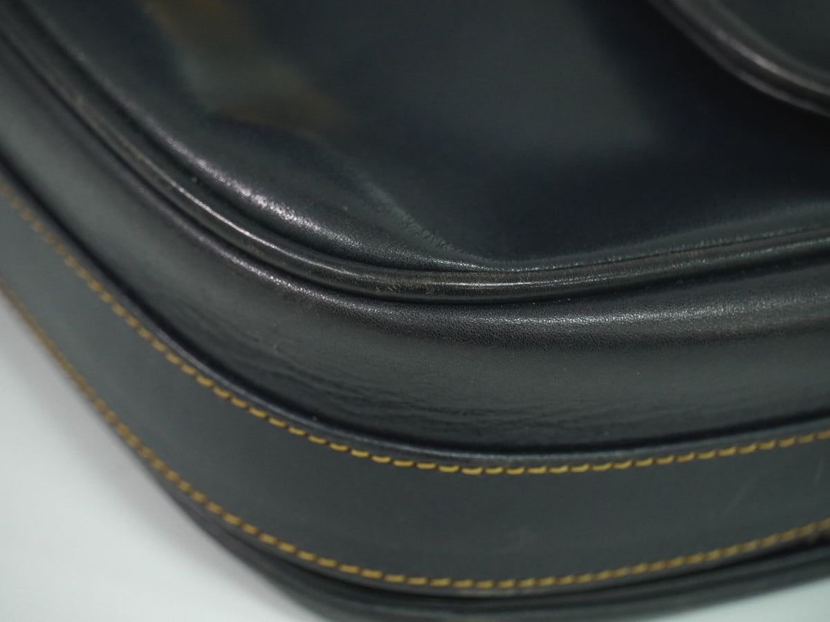 Gucci Vintage Leather Navy Leather Shoulder Bag Bag (Pre-Owned)