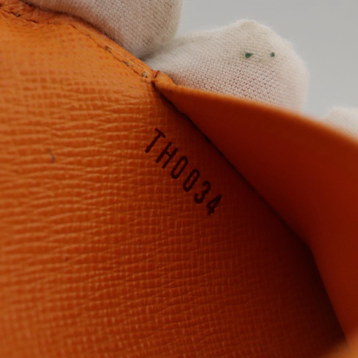 Louis Vuitton Agenda Cover Orange Leather Wallet  (Pre-Owned)
