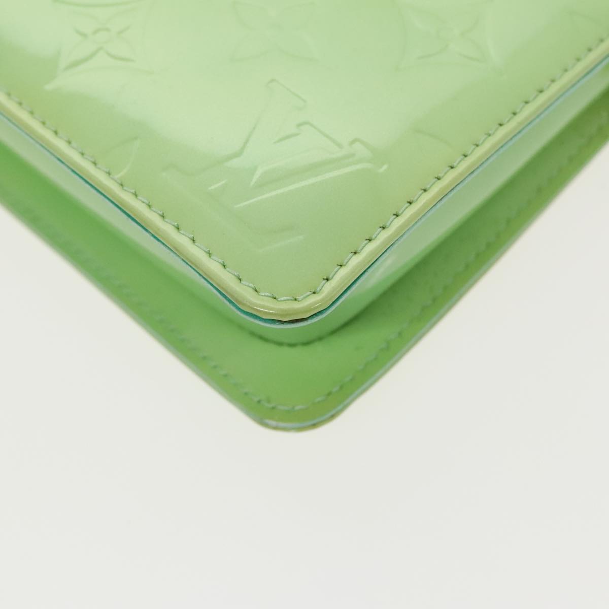 Louis Vuitton Lexington Green Patent Leather Clutch Bag (Pre-Owned)