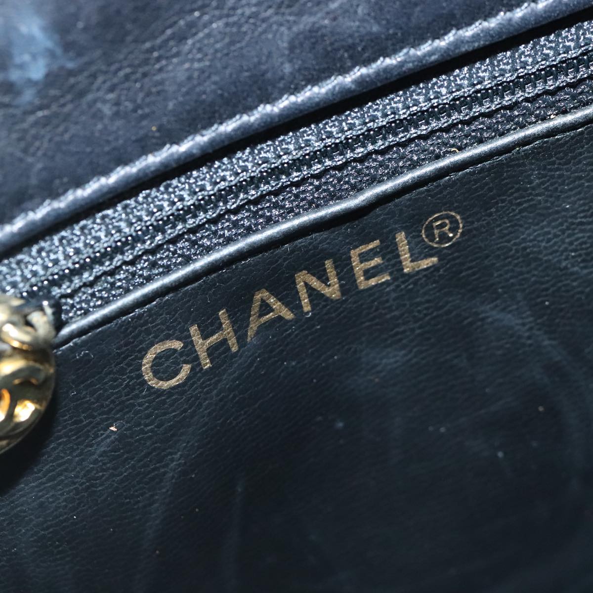 Chanel Cc Black Patent Leather Shoulder Bag (Pre-Owned)