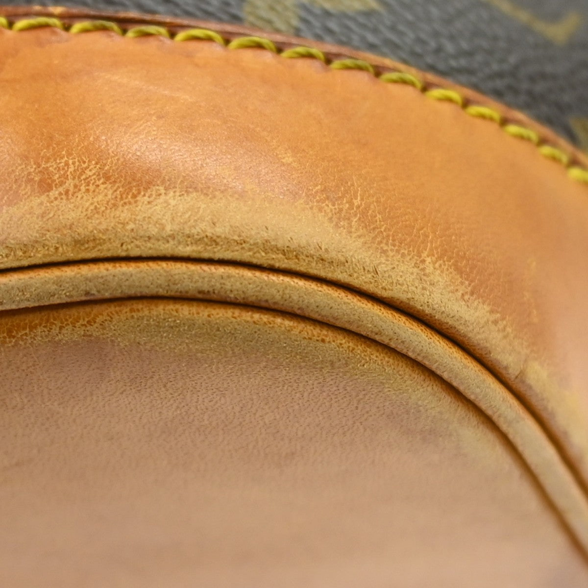 Louis Vuitton Alma Monogram Brown Canvas Handbag (Pre-Owned)