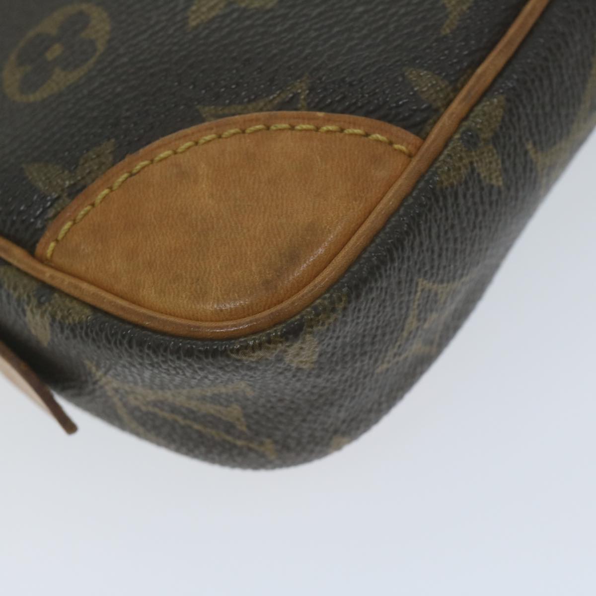 Louis Vuitton Marly Dragonne Brown Canvas Clutch Bag (Pre-Owned)