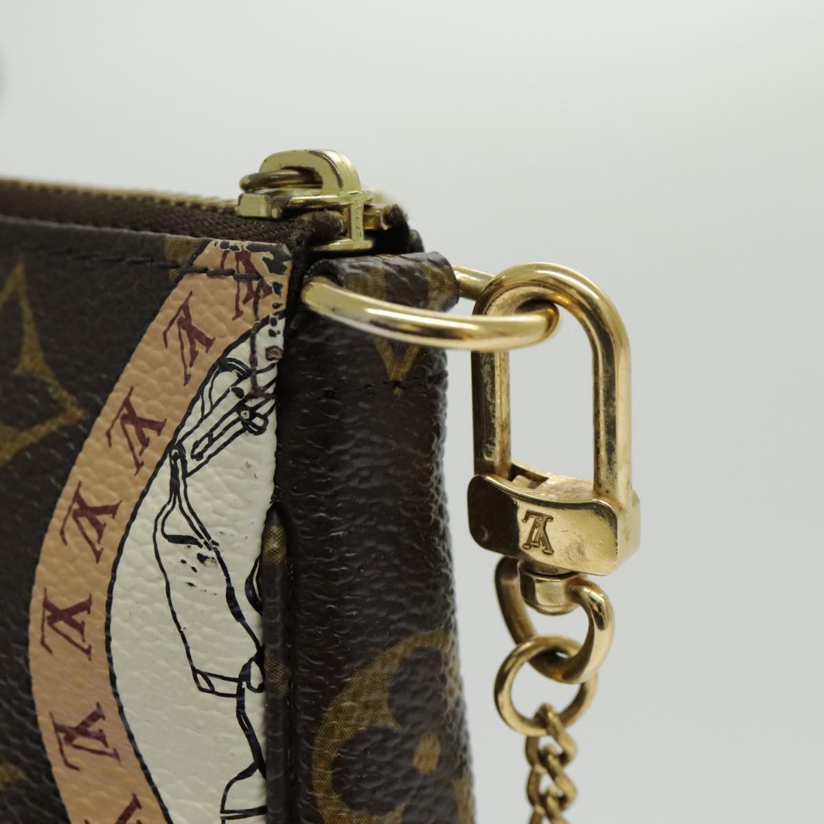 Louis Vuitton Pochette Accessoire Brown Canvas Clutch Bag (Pre-Owned)