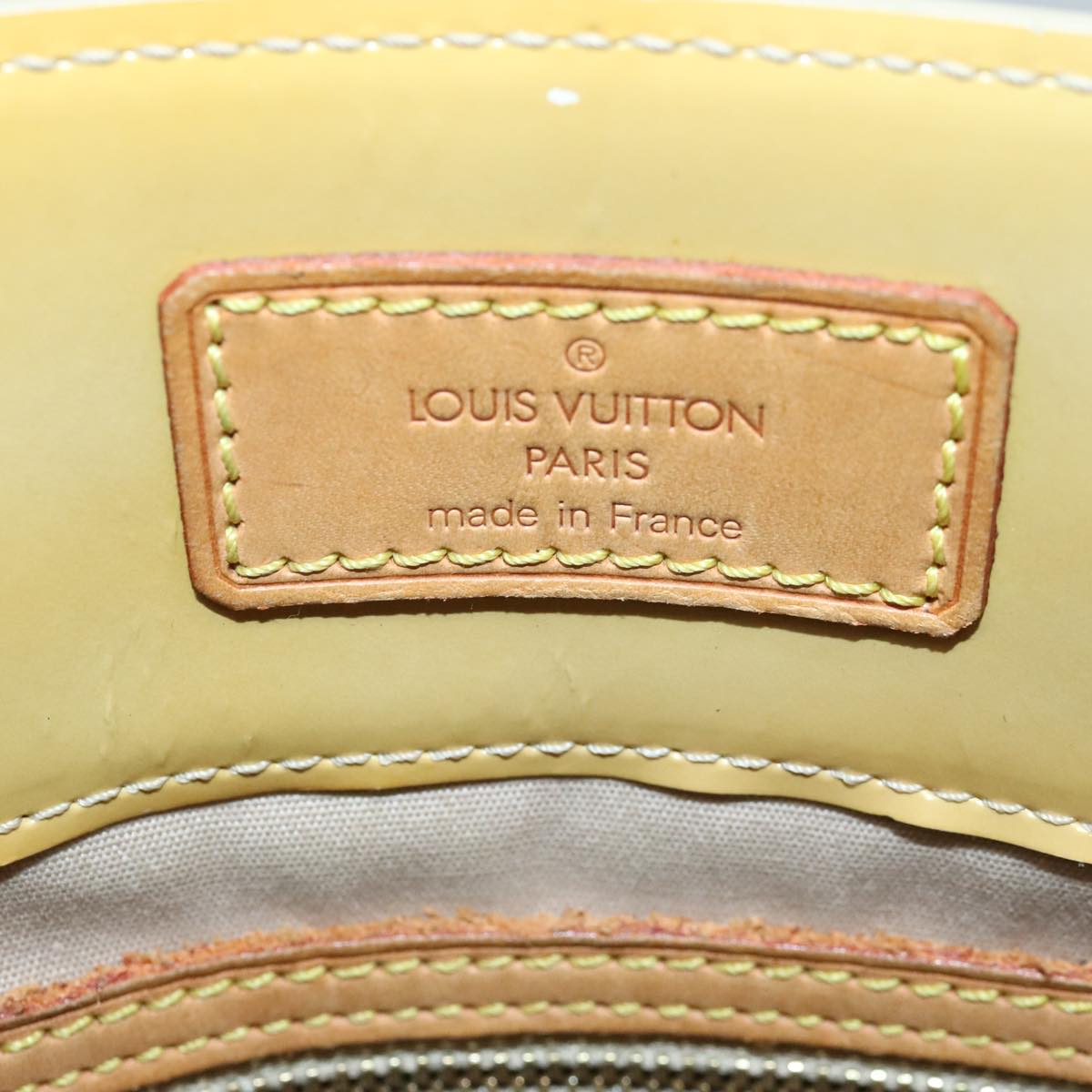 Louis Vuitton Reade Beige Patent Leather Tote Bag (Pre-Owned)
