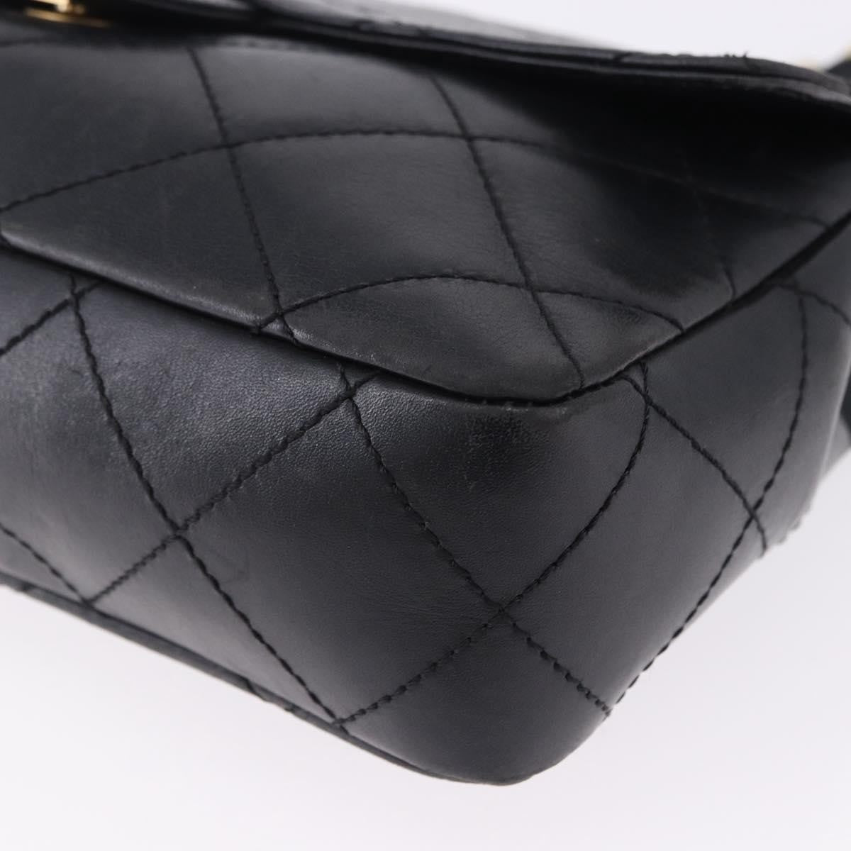 Chanel Chain Flap Quilted Leather Black Leather Shoulder Bag Bag (Pre-Owned)