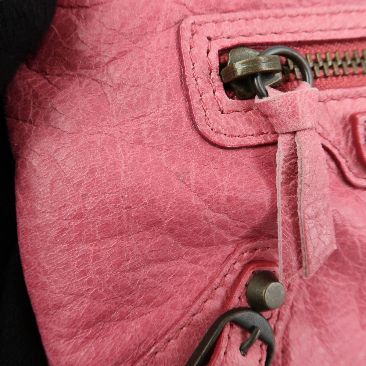 Balenciaga Classic Studs Reporter Leather Pink Leather Crossbody Bag Bag (Pre-Owned)