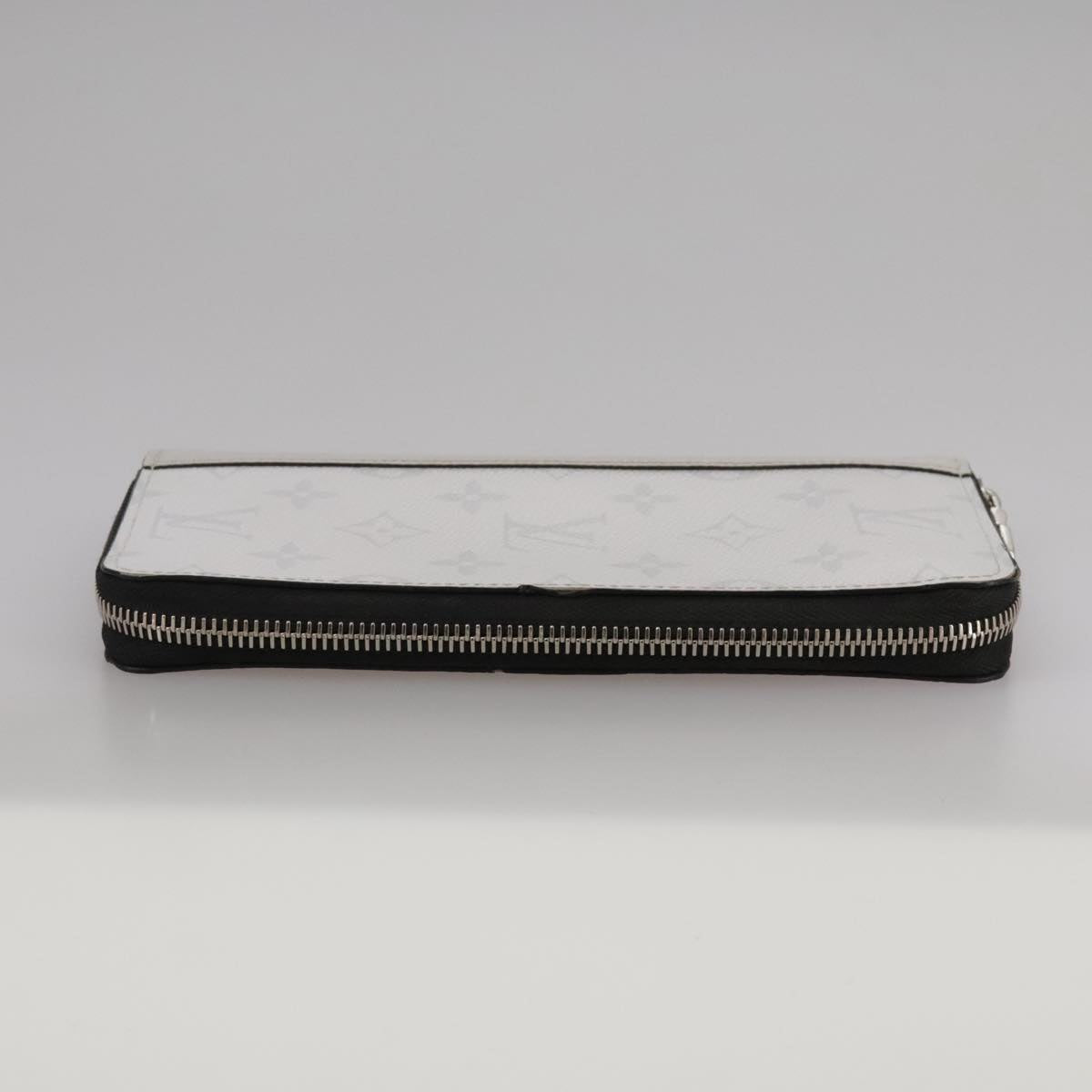 Louis Vuitton Zippy Wallet Vertical Grey Canvas Wallet  (Pre-Owned)