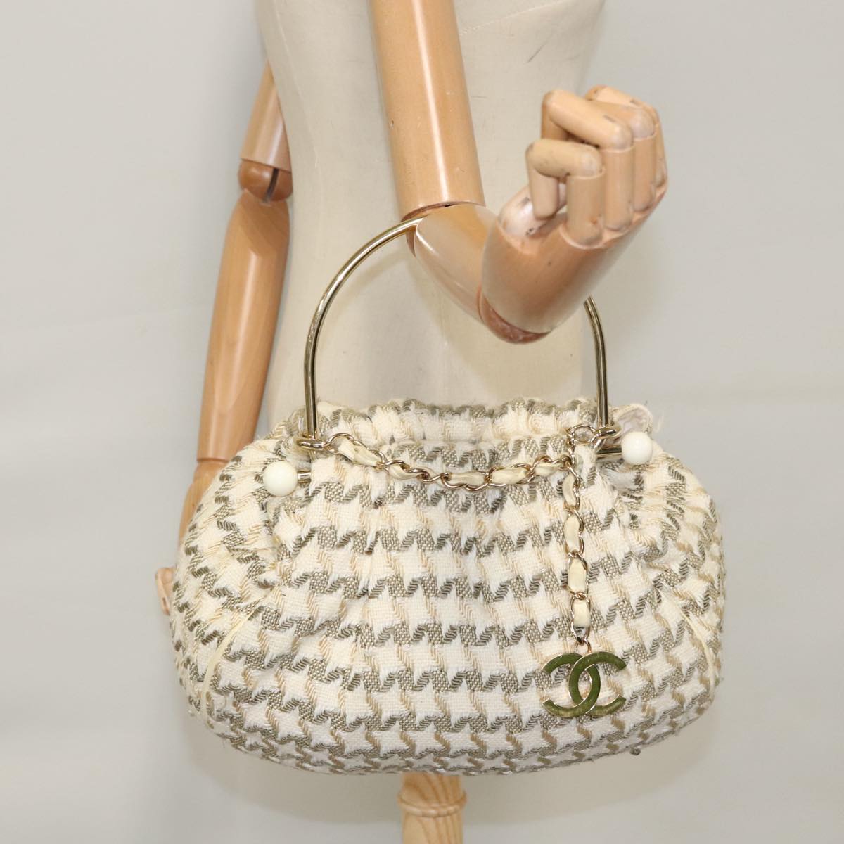 Chanel Coco Mark Multicolour Wool Handbag (Pre-Owned)