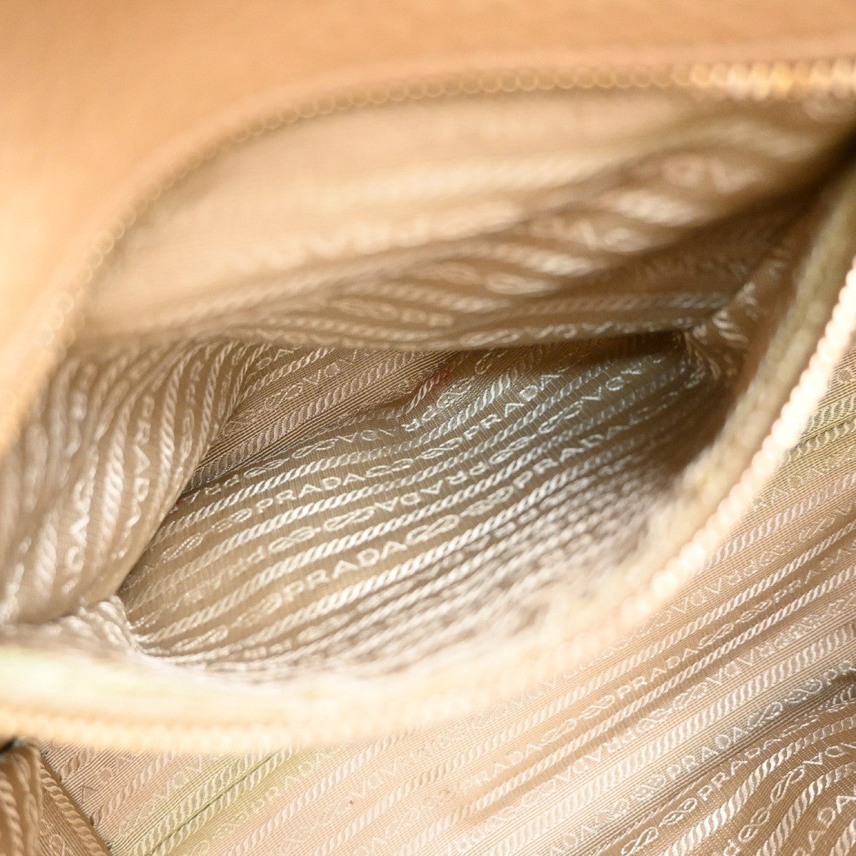 Prada Front Pocket Wing Convertible Vitello Daino Beige Leather Tote Bag Bag (Pre-Owned)