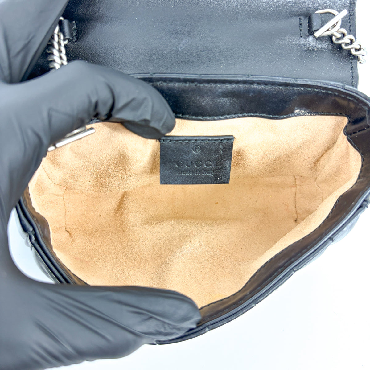 Gucci Gg Marmont Patent Black Leather Shoulder Bag Bag (Pre-Owned)