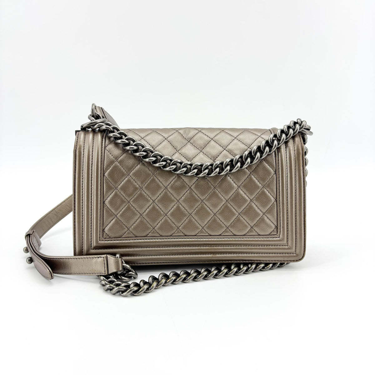 Chanel Boy Flap Quilted Calfskin Metallic Calfskin Shoulder Bag Bag (Pre-Owned)