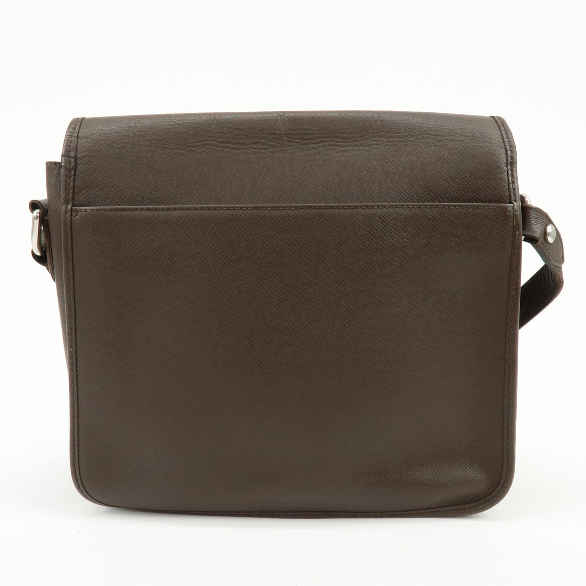 Louis Vuitton Andrei Messenger Taiga Leather Brown Leather Handbag (Pre-Owned)