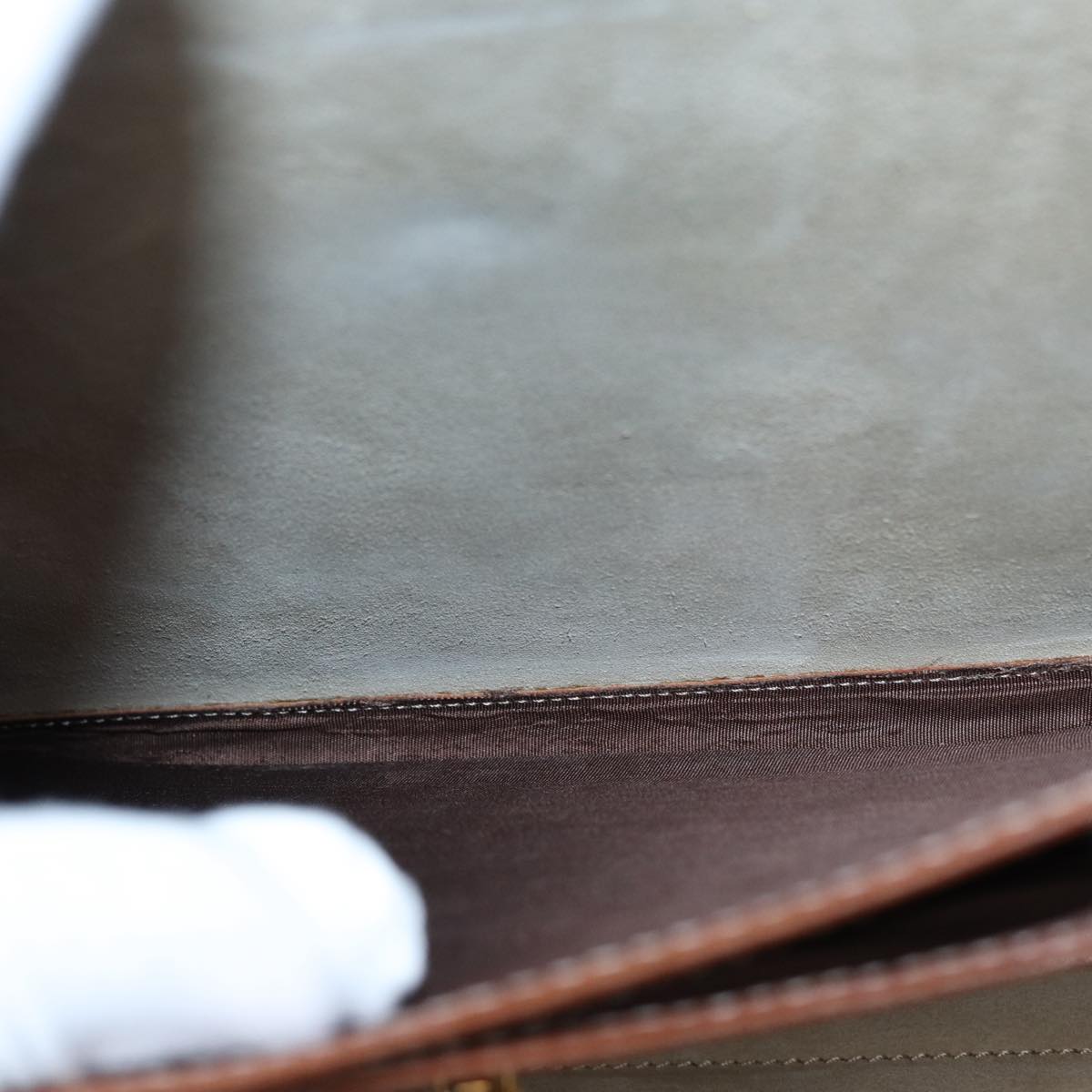 Loewe Brown Leather Travel Bag (Pre-Owned)